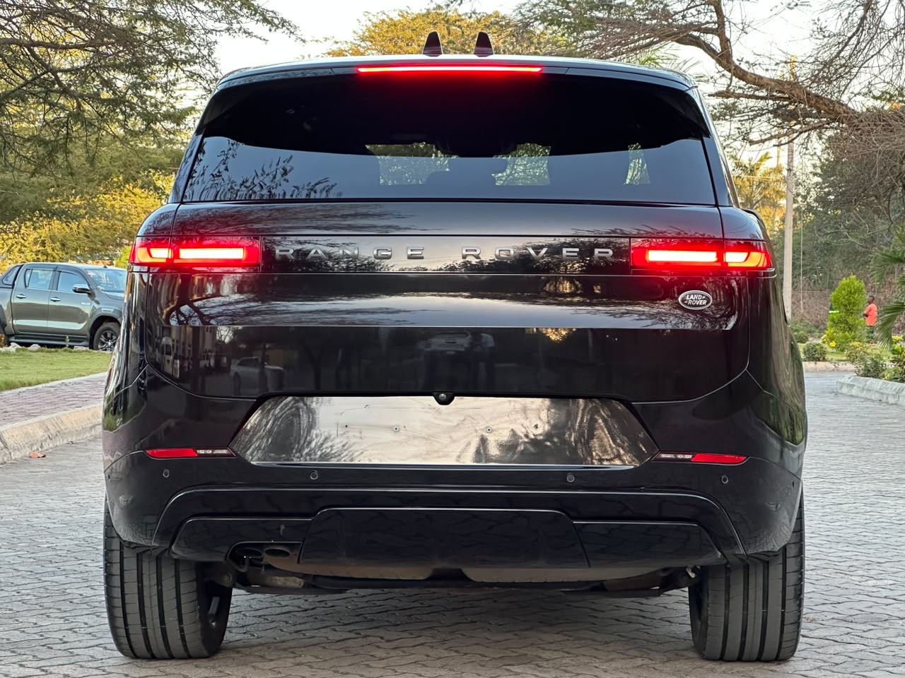 RANGE ROVER SPORT thumbnail 10